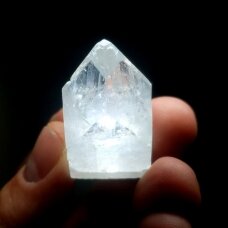 Apofilito kristalas