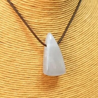 Chalcedono pakabutis