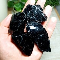 Dūminio obsidiano skalda (~65g)