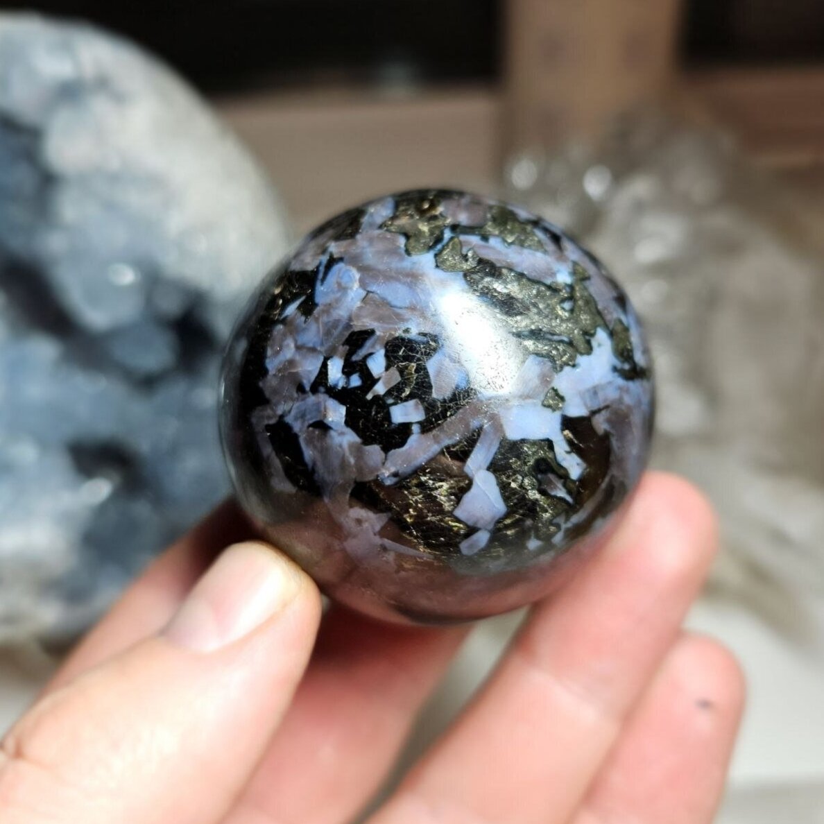 Indigo gabro (merlinito) sfera 1
