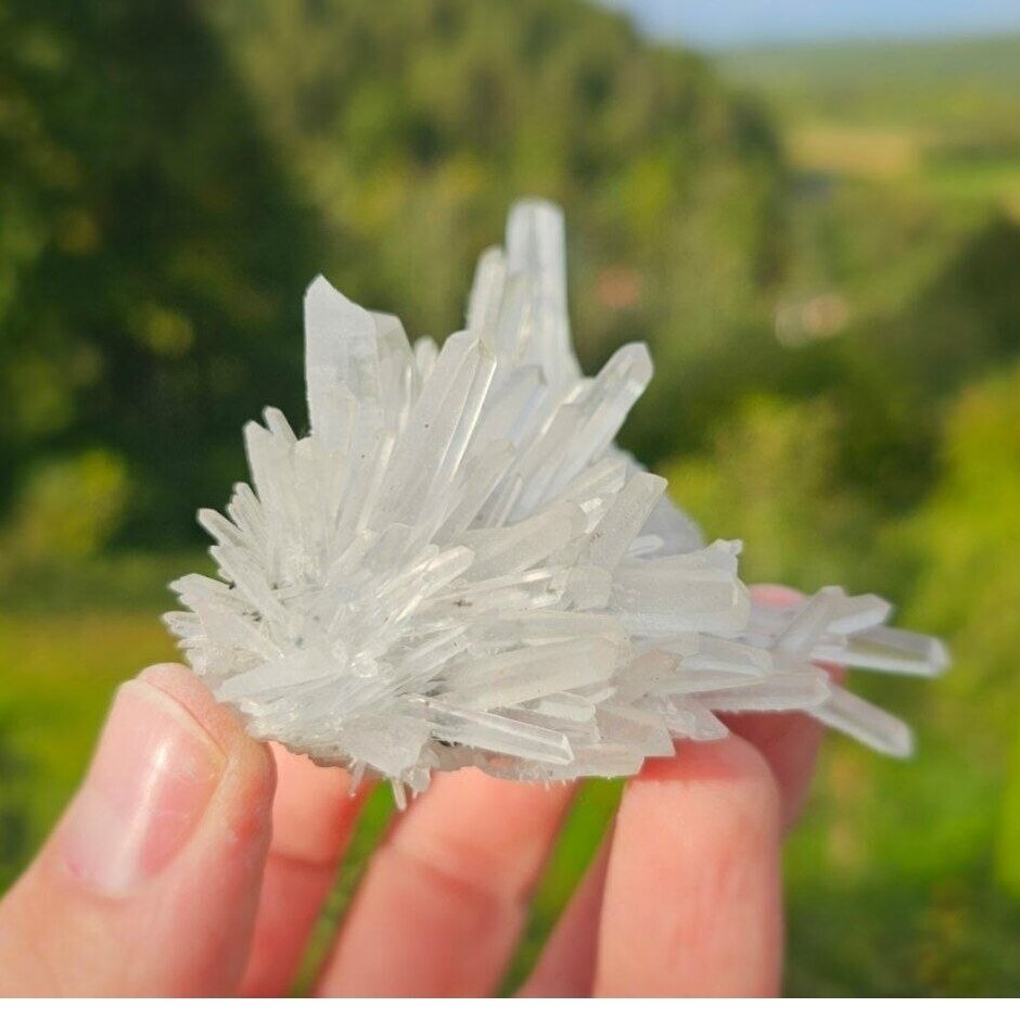 Kalnų krištolo drūzelė 2
