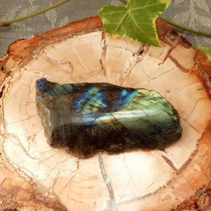Labradoritas iš Madagaskaro 69g 4