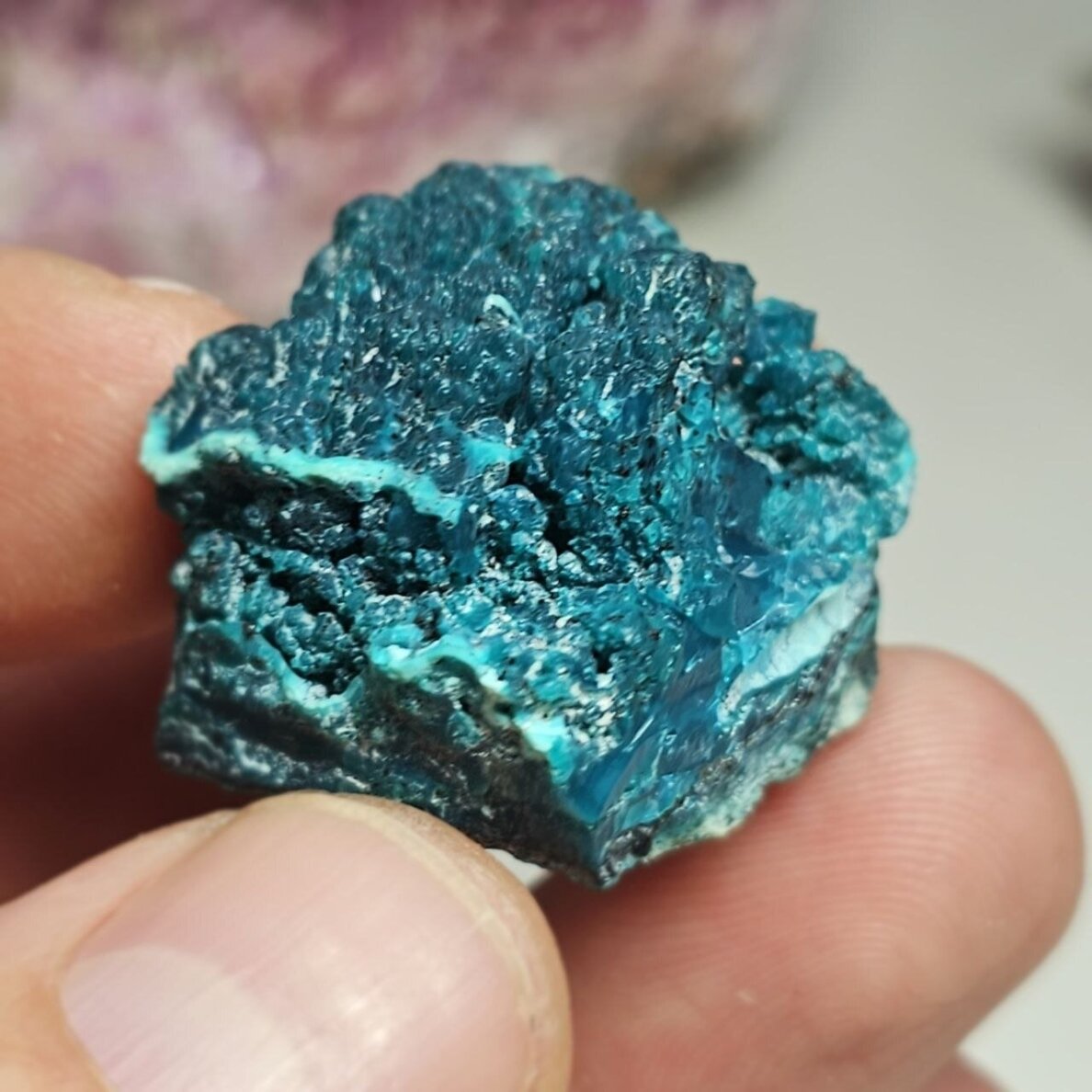 Opalizuota chrizokola