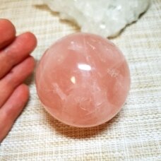 Rožinio kvarco sfera 405g