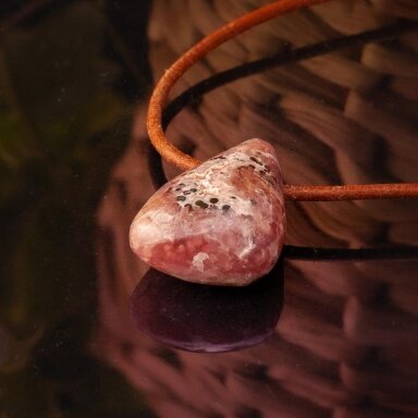 Rodochrozito pakabutis (Peru)