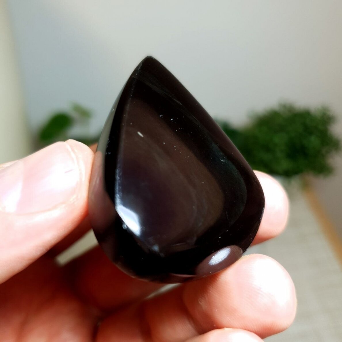 Vaivorykštinis obsidianas 1