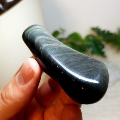 Vaivorykštinis obsidianas