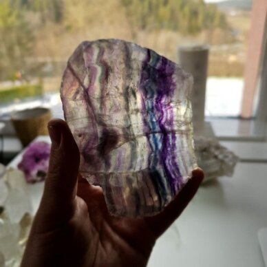 Vaivorykštinis fluoritas 1