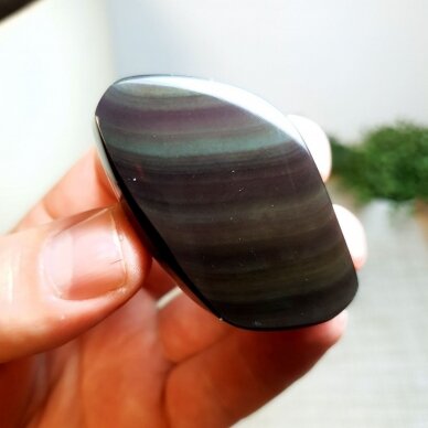Vaivorykštinis obsidianas