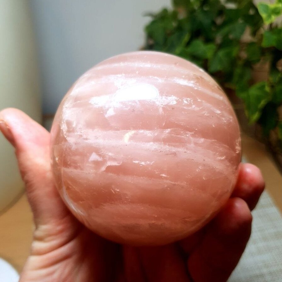 Žvaigždinio rožinio kvarco sfera 928g 1